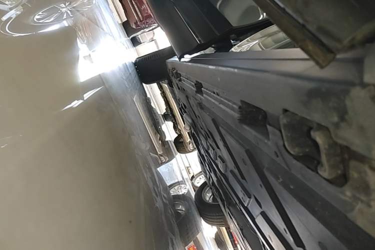 Used Mercedes-Benz GLB 2022 GLB 200 Dynamic Edition Right Side Sill