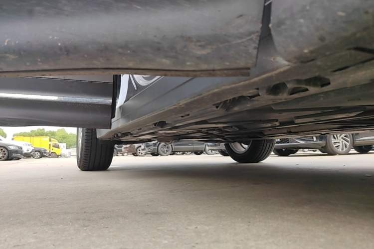 Used Mercedes-Benz GLB 2022 Second Facelift GLB 200 Dynamic Edition Right Side Sill