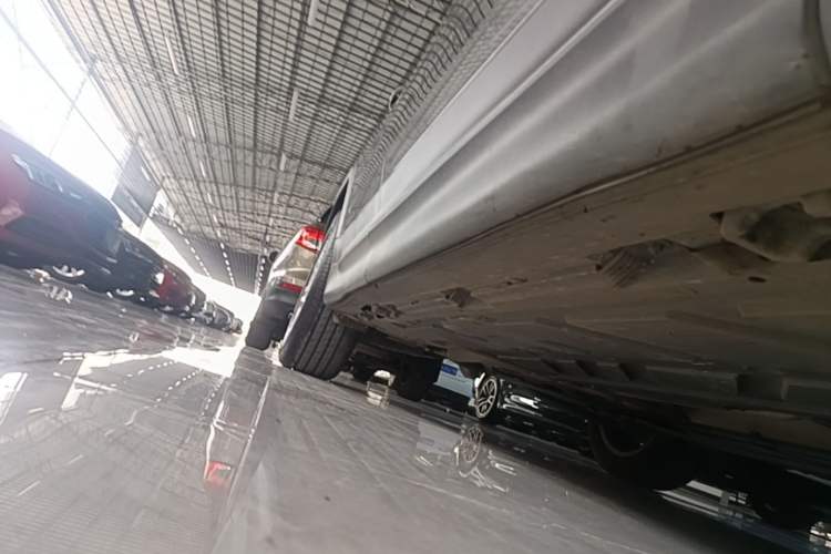 Used Mercedes-Benz GLB 2022 Second Facelift GLB 200 Fashion Edition Right Side Sill