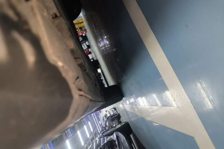 Used Mercedes-Benz GLB 2022 GLB 220 Fashion Model Right Side Sill
