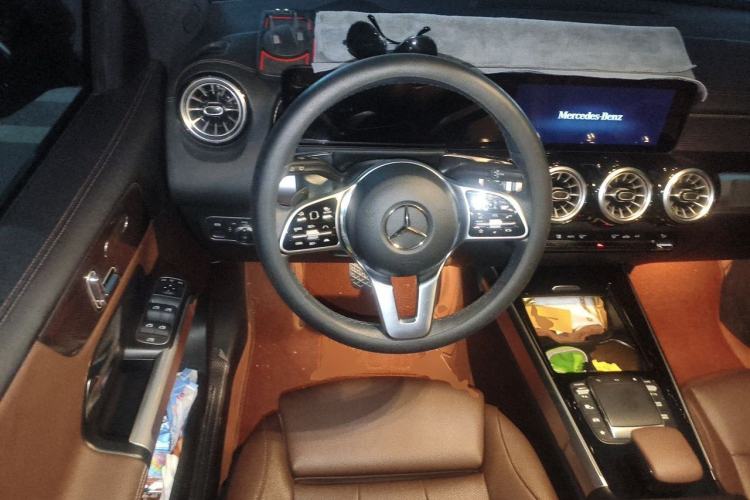 Used Mercedes-Benz GLB 2022 GLB 220 Fashion Model Steering Wheel