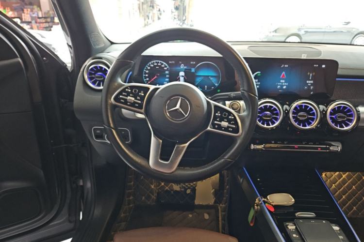 Used Mercedes-Benz GLB 2022 GLB 220 Dynamic Edition Steering Wheel