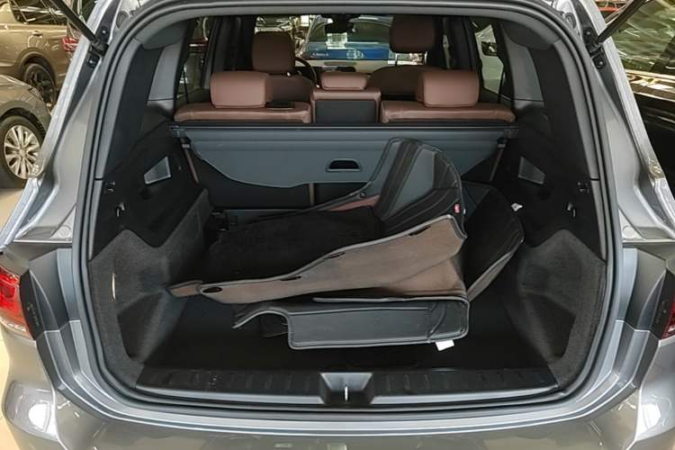 Used Mercedes-Benz GLB 2022 GLB 200 Dynamic Edition Trunk
