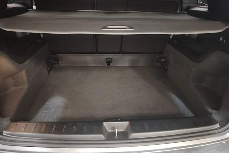 Used Mercedes-Benz GLB 2022 Refresh GLB 200 Dynamic Edition Trunk