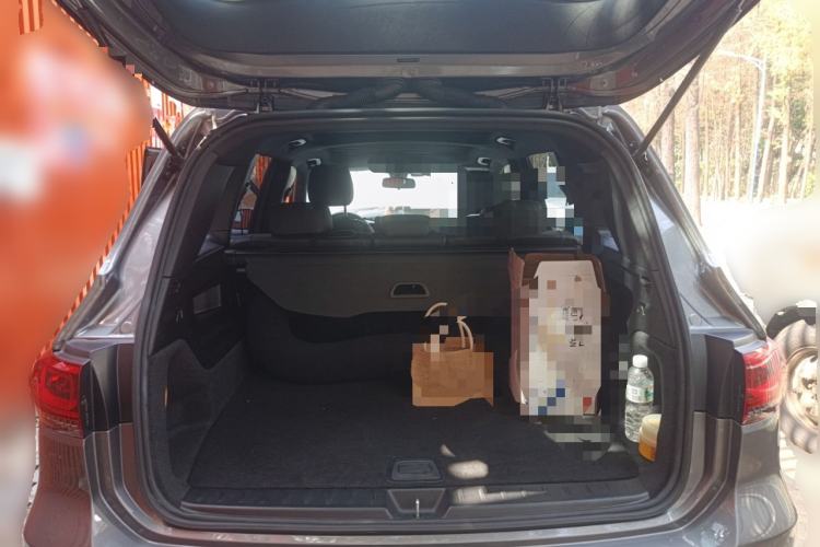 Used Mercedes-Benz GLB 2022 Second Facelift GLB 200 Dynamic Edition Trunk