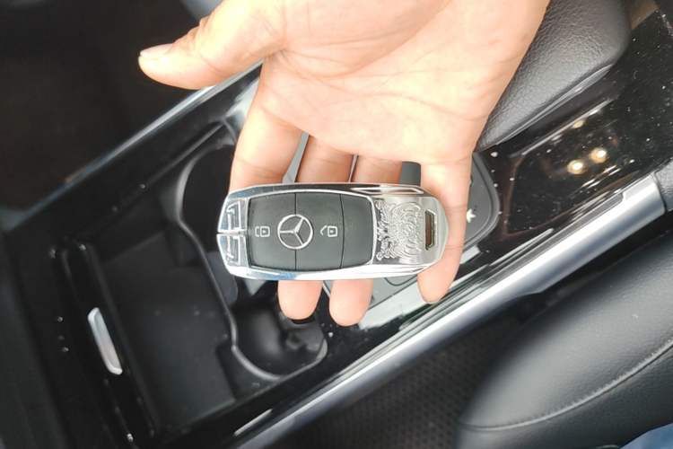 Used Mercedes-Benz GLB 2022 Second Facelift GLB 200 Dynamic Edition Vehicle Key
