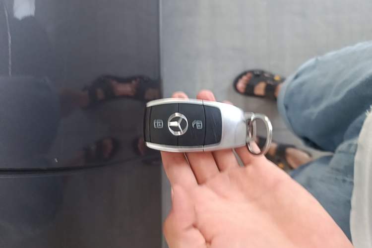 Used Mercedes-Benz GLB 2022 Second Facelift GLB 200 Fashion Edition Vehicle Key