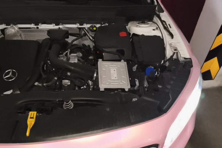 Used Mercedes-Benz GLB 2022 GLB 200 Dynamic Edition Engine Bay Left