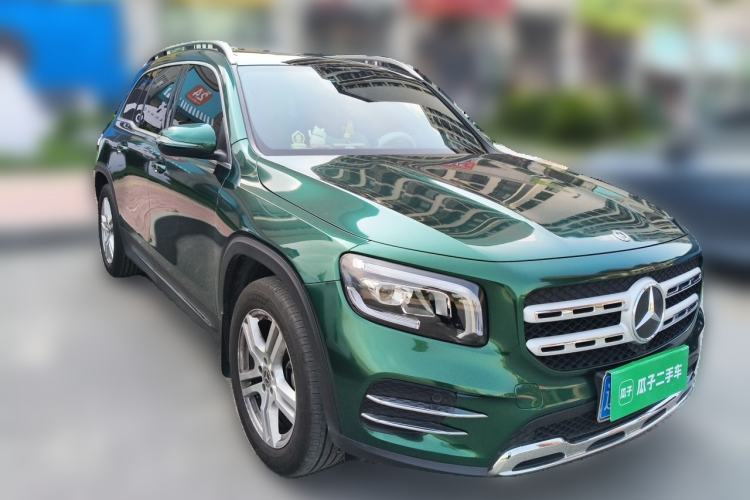 Used Mercedes-Benz GLB 2022 Second Facelift GLB 200 Dynamic Edition Front Right 45 Deg