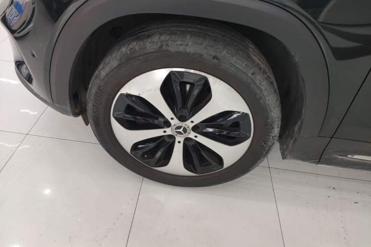 Used Mercedes-Benz GLB 2022 GLB 200 Stylish Edition Left Front Wheel Hub