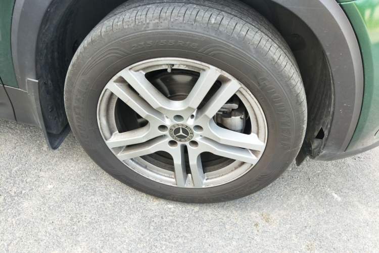 Used Mercedes-Benz GLB 2022 Second Facelift GLB 200 Dynamic Edition Right Front Wheel Hub
