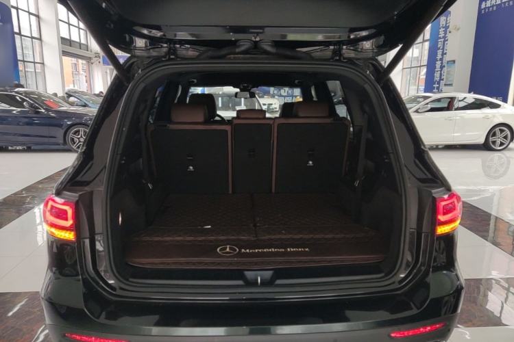 Used Mercedes-Benz GLB 2022 GLB 200 Stylish Edition Trunk