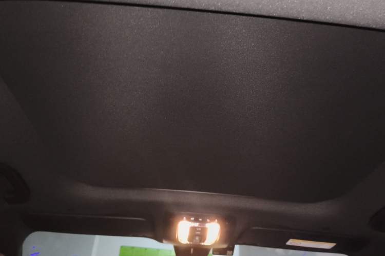 Used Mercedes-Benz GLB 2022 GLB 200 Dynamic Edition Headliner