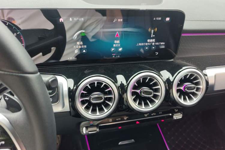 Used Mercedes-Benz GLB 2022 Updated GLB 200 Fashion Edition Audio And AC Panel