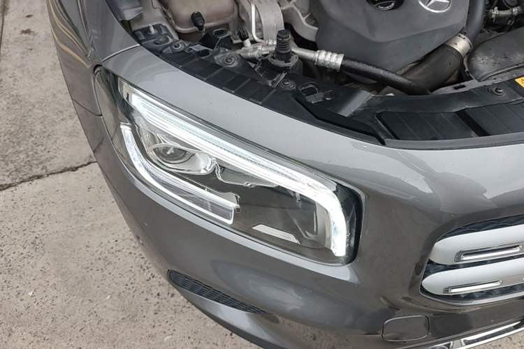 Used Mercedes-Benz GLB 2022 Updated GLB 200 Fashion Edition Right Front Headlight