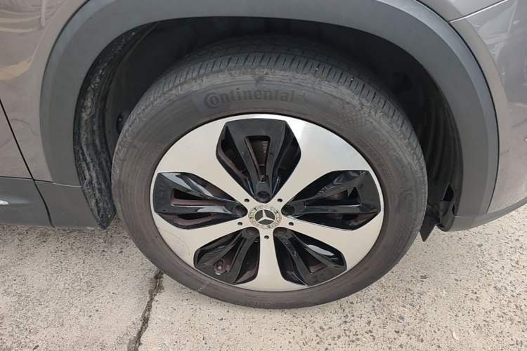 Used Mercedes-Benz GLB 2022 Updated GLB 200 Fashion Edition Right Front Wheel Hub