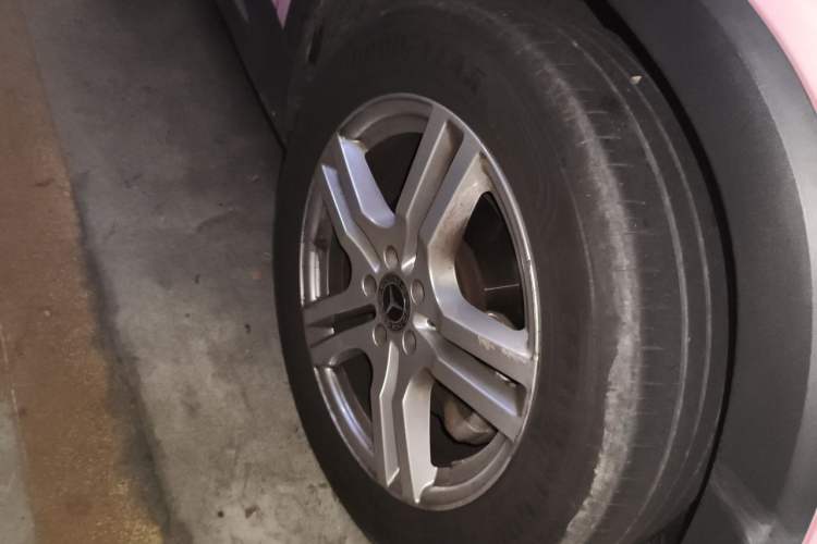 Used Mercedes-Benz GLB 2022 GLB 200 Dynamic Edition Right Front Wheel Hub