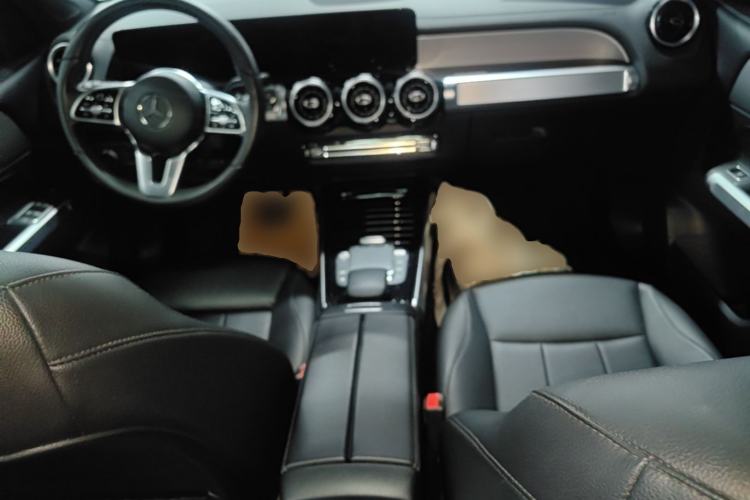 Used Mercedes-Benz GLB 2022 Refresh GLB 200 Dynamic Edition Center Console