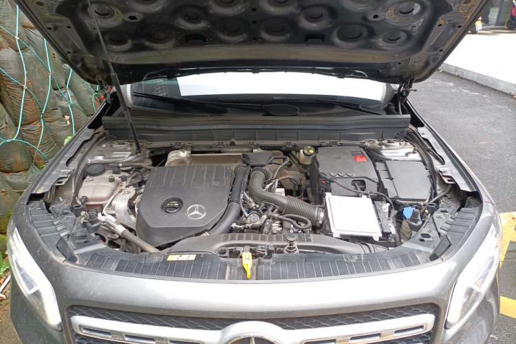 Used Mercedes-Benz GLB 2022 Second Facelift GLB 200 Fashion Edition Engine Bay