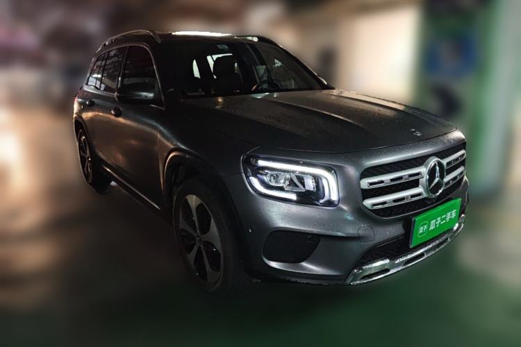 Used Mercedes-Benz GLB 2022 Updated GLB 200 Fashion Edition Front Right 45 Deg