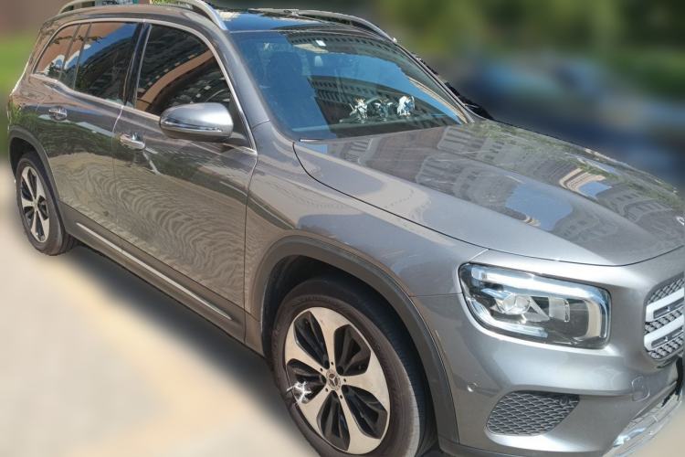 Used Mercedes-Benz GLB 2022 GLB 220 Fashion Model Front Right 45 Deg
