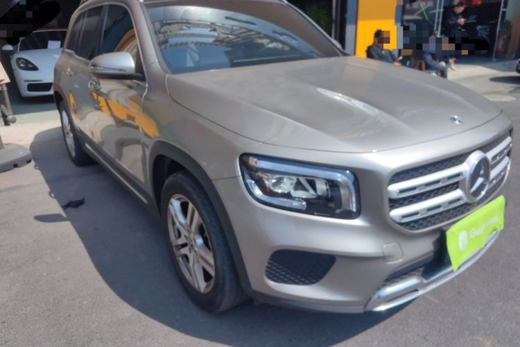 Used Mercedes-Benz GLB 2022 Refresh GLB 200 Dynamic Edition Front Right 45 Deg