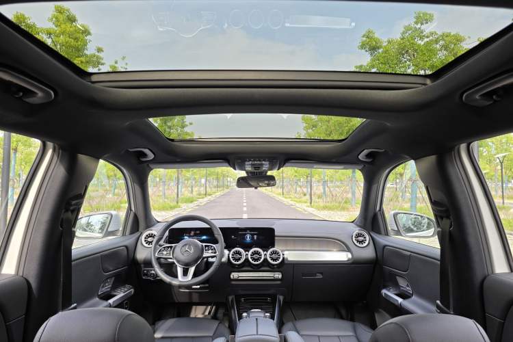 Used Mercedes-Benz GLB 2022 GLB 220 Dynamic Edition Headliner