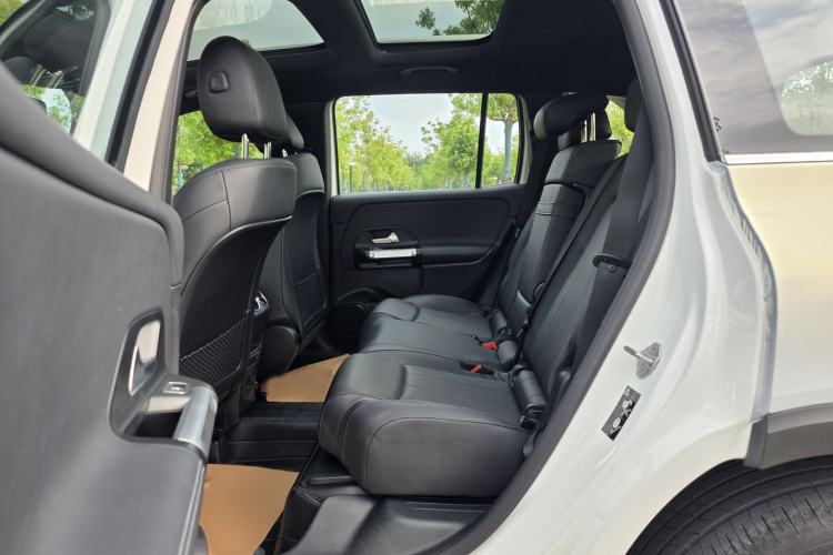Used Mercedes-Benz GLB 2022 GLB 220 Dynamic Edition Interior 2
