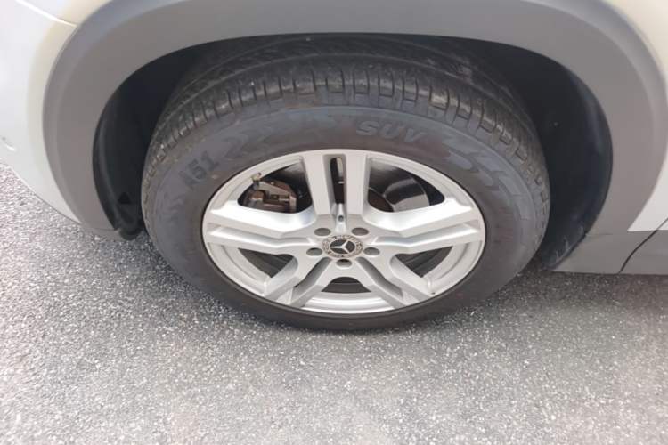 Used Mercedes-Benz GLB 2022 GLB 220 Dynamic Edition Left Front Wheel Hub
