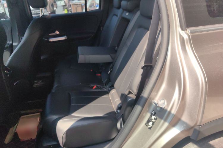 Used Mercedes-Benz GLB 2022 Refresh GLB 200 Dynamic Edition Left Rear Seat