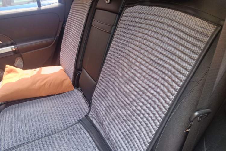 Used Mercedes-Benz GLB 2022 GLB 200 Dynamic Edition Left Rear Seat