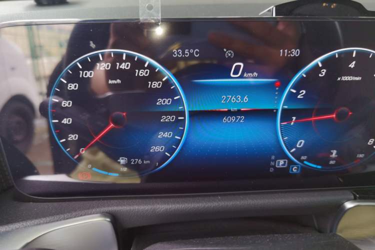 Used Mercedes-Benz GLB 2022 GLB 220 Dynamic Edition Odometer Close Up