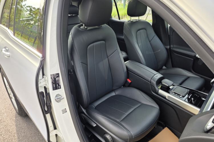 Used Mercedes-Benz GLB 2022 GLB 220 Dynamic Edition Right Front Seat