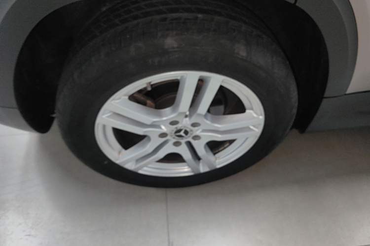 Used Mercedes-Benz GLB 2022 Refresh GLB 200 Dynamic Edition Right Rear Wheel Hub