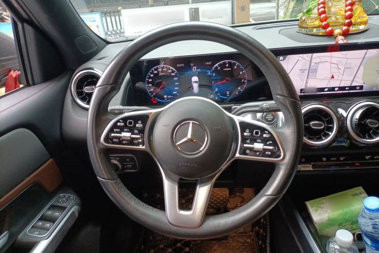 Used Mercedes-Benz GLB 2022 Second Facelift GLB 200 Fashion Edition Steering Wheel