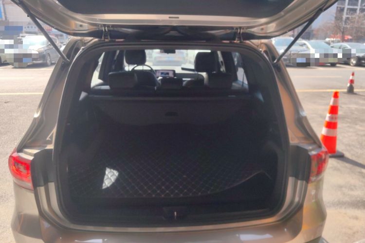Used Mercedes-Benz GLB 2022 Refresh GLB 200 Dynamic Edition Trunk