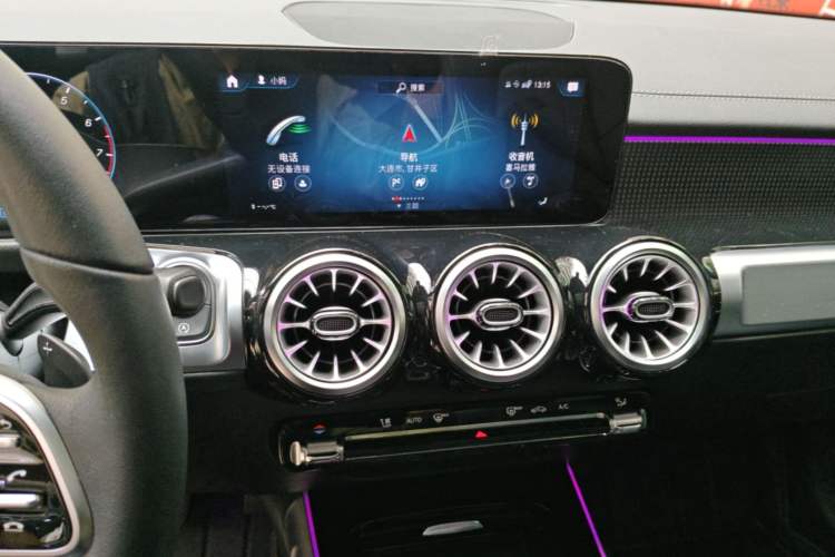 Used Mercedes-Benz GLB 2022 GLB 220 Dynamic Edition Audio And AC Panel