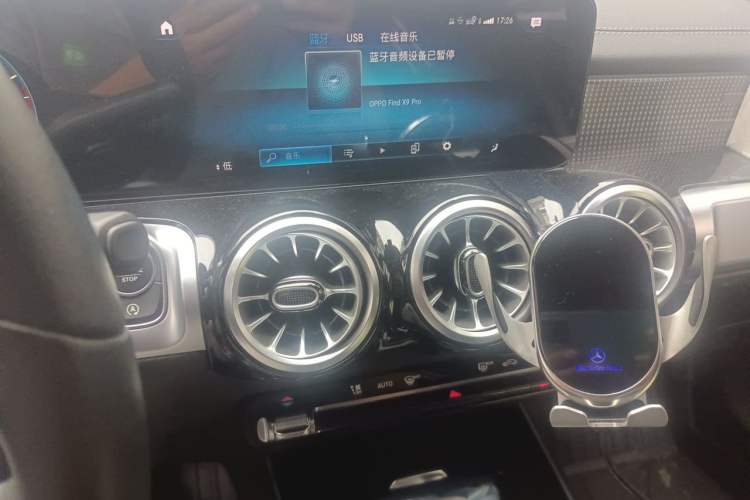 Used Mercedes-Benz GLB 2022 GLB 220 Dynamic Edition Audio And AC Panel