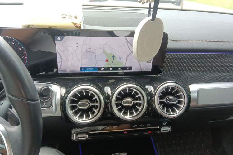 Used Mercedes-Benz GLB 2022 GLB 220 Fashion Model Audio And AC Panel