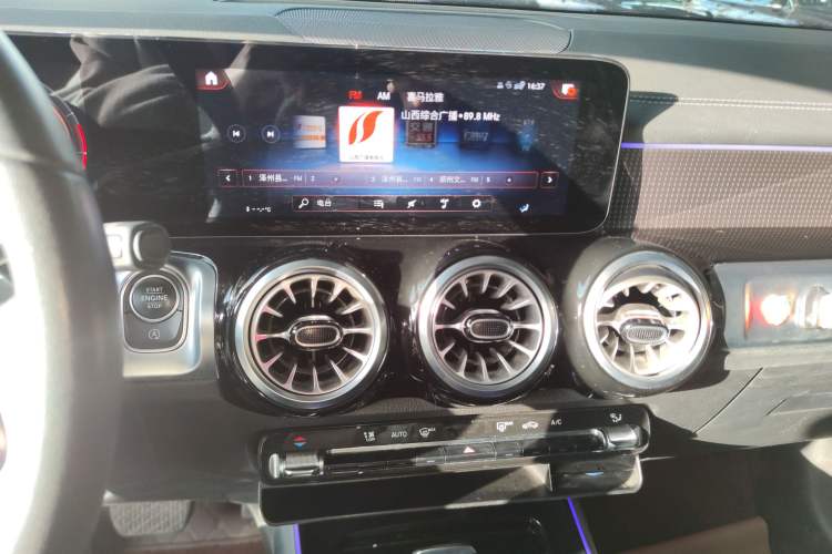 Used Mercedes-Benz GLB 2022 GLB 220 Fashion Model Audio And AC Panel