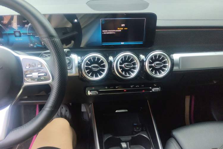 Used Mercedes-Benz GLB 2022 GLB 220 Fashion Model Audio And AC Panel
