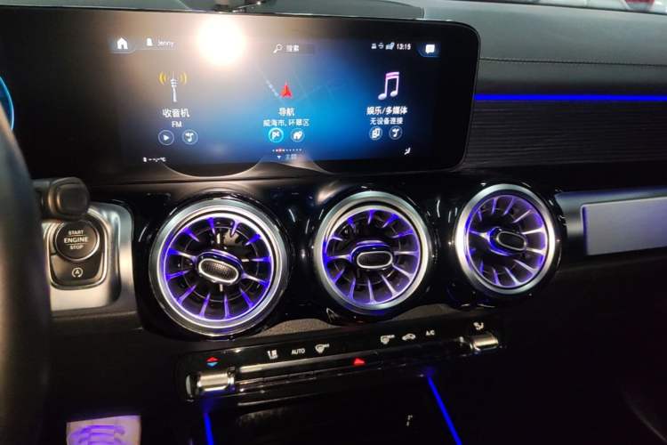 Used Mercedes-Benz GLB 2022 GLB 220 4MATIC Audio And AC Panel