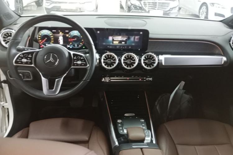 Used Mercedes-Benz GLB 2022 GLB 220 Fashion Model Center Console