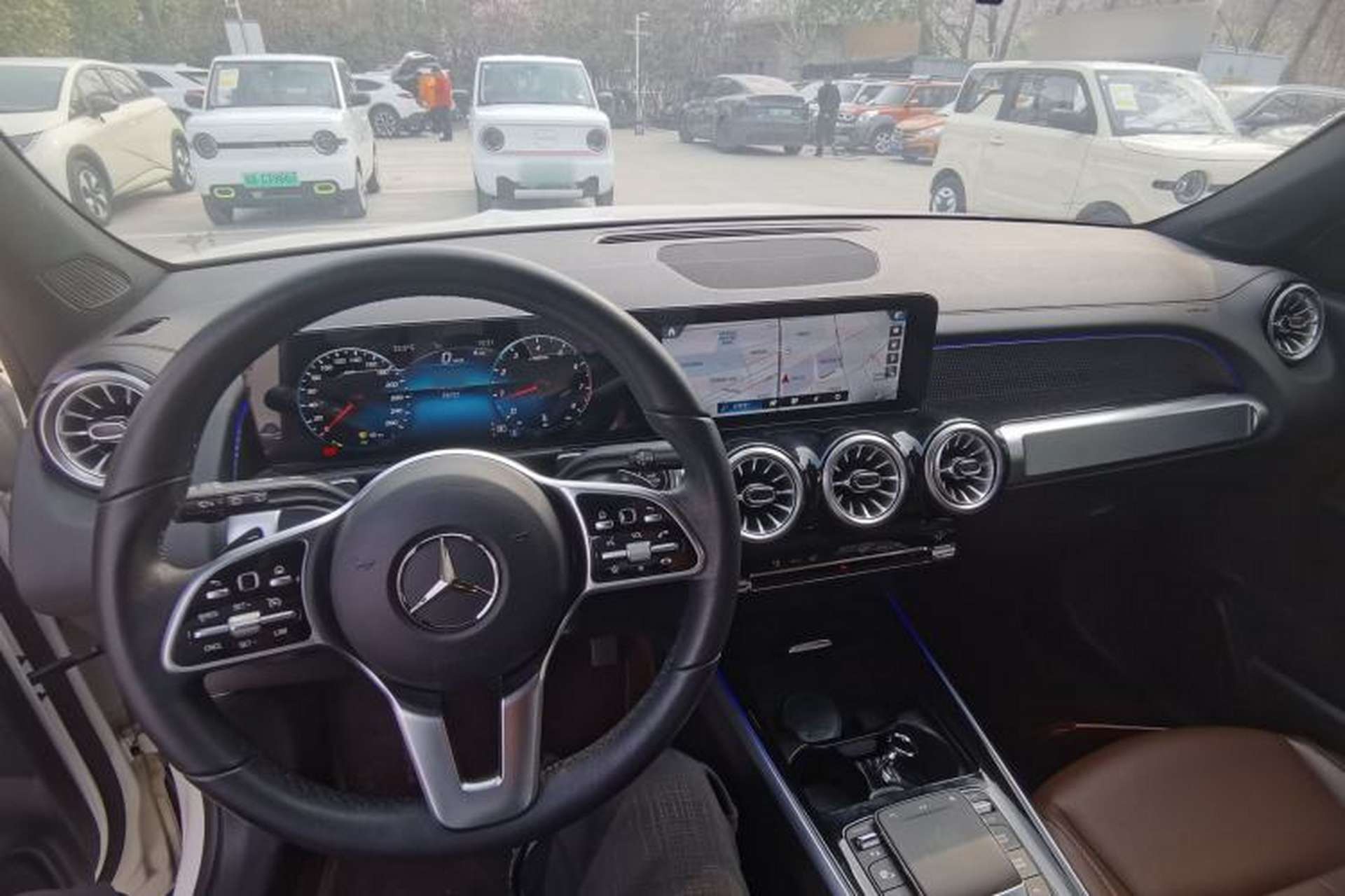 Used Mercedes-Benz GLB 2022 GLB 220 Dynamic Edition Center Console