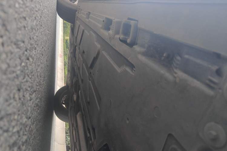 Used Mercedes-Benz GLB 2022 Second Facelift GLB 200 Dynamic Edition Chassis Rear Left