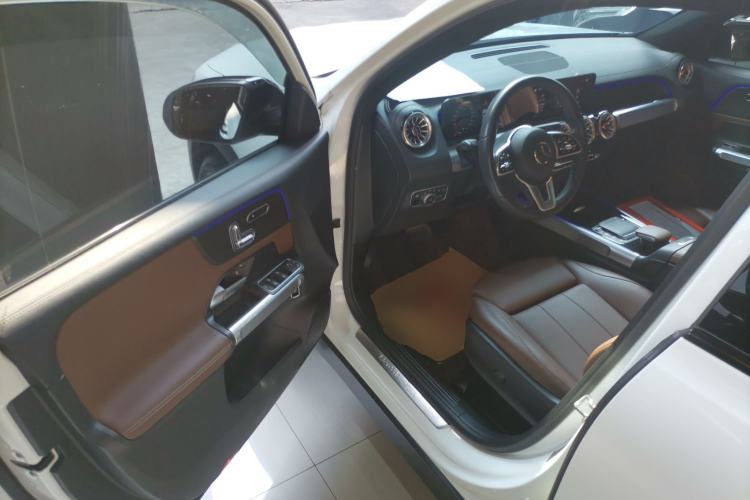 Used Mercedes-Benz GLB 2022 GLB 220 4MATIC Driver Seat