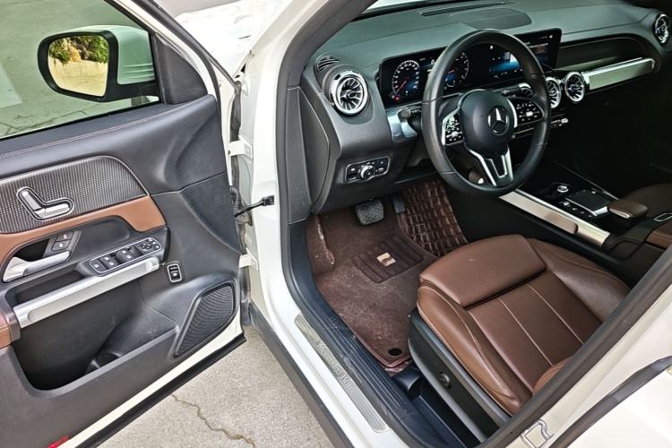 Used Mercedes-Benz GLB 2022 Refresh GLB 200 Dynamic Edition Driver Seat