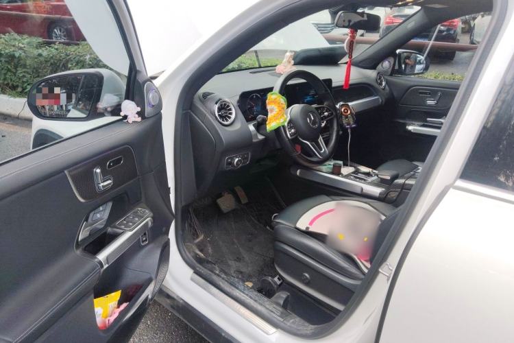 Used Mercedes-Benz GLB 2022 Updated GLB 200 Fashion Edition Driver Seat