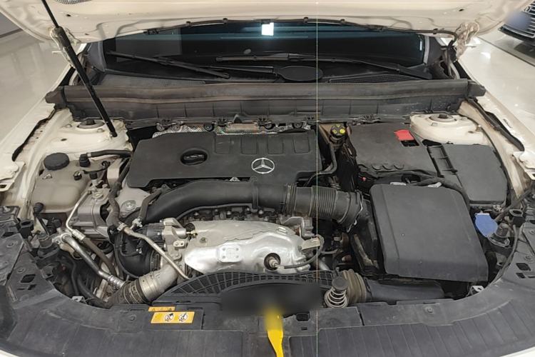 Used Mercedes-Benz GLB 2022 GLB 220 Fashion Model Engine Bay