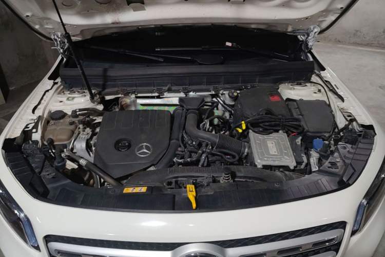 Used Mercedes-Benz GLB 2022 GLB 200 Dynamic Edition Engine Bay